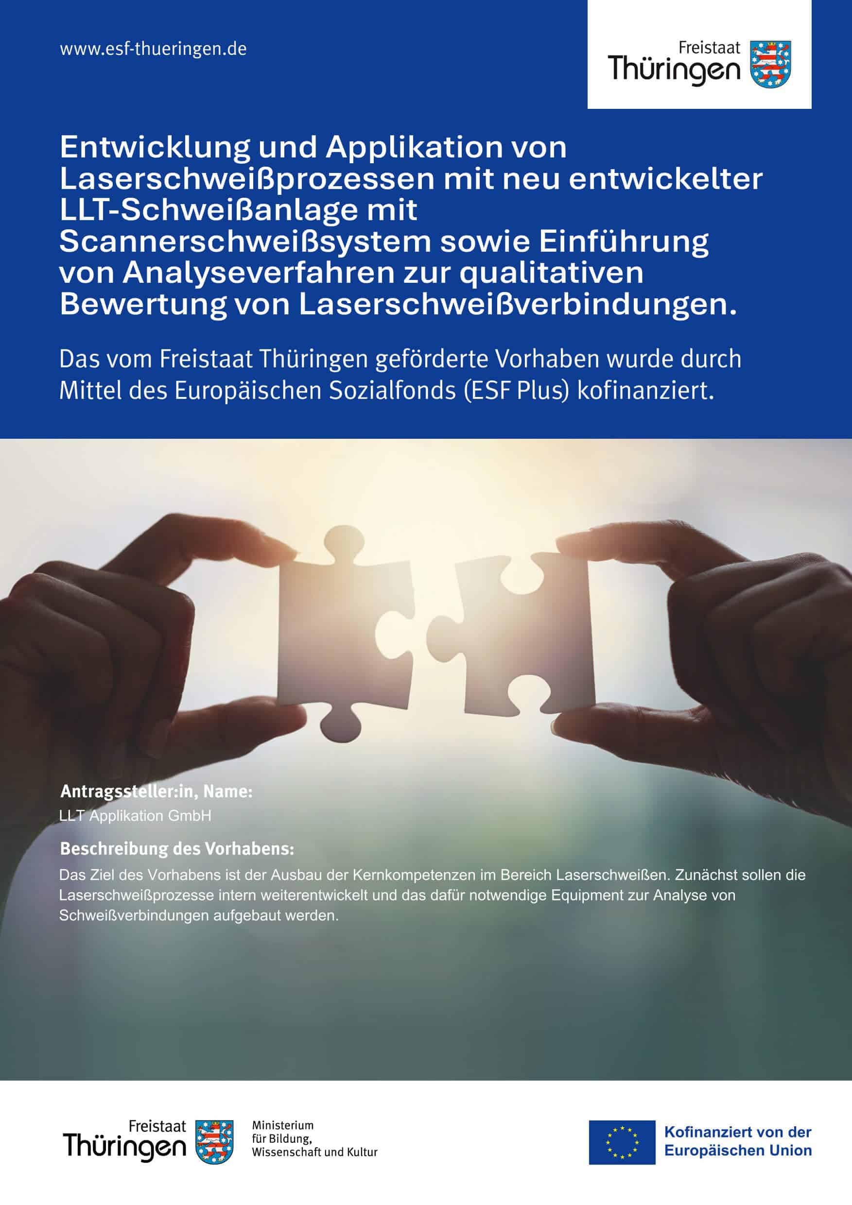 Projektübersicht der LLT Applikation GmbH mit den Logos des Landes Thüringen und des Europäischen Sozialfonds, auf der der Projekttitel, eine Beschreibung sowie ein Bild von zwei Händen, die Puzzleteile zusammenfügen, zu sehen sind.